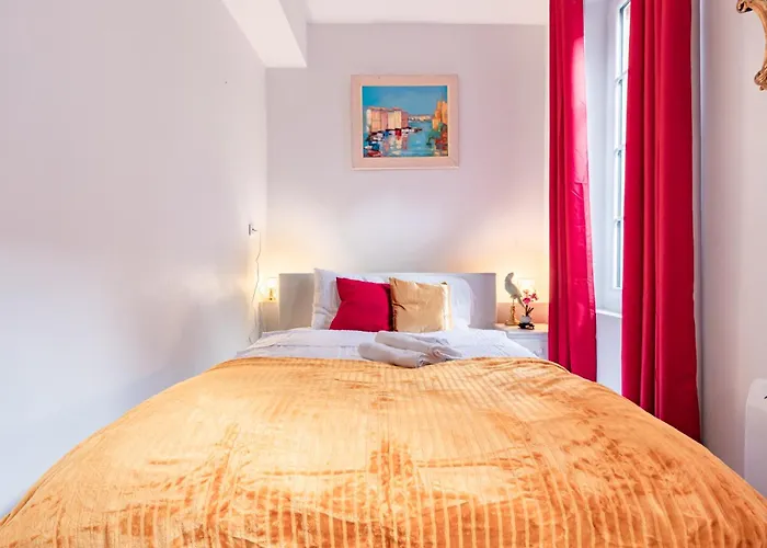 公寓 2-bedrooms,18th Century Historic In Center, 6 People 圖盧茲