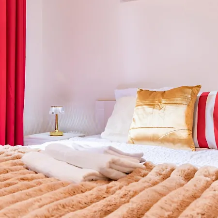 Lejlighed 2-bedrooms,18th Century Historic In Center, 6 People Toulouse