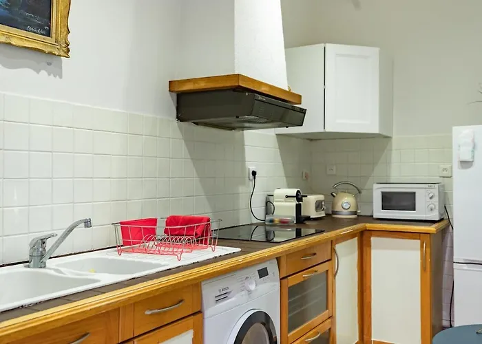 2-bedrooms,18th Century Historic In Center, 6 People 아파트 툴루즈